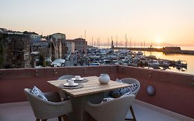 Avra Apartments Venetian Harbour